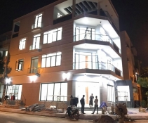 NHÀ PHỐ ĐỒNG BỘ NHÔM PMA QUẬN 2